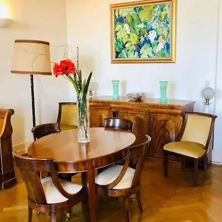 Luxury, Luminous Sea & Mountain Views