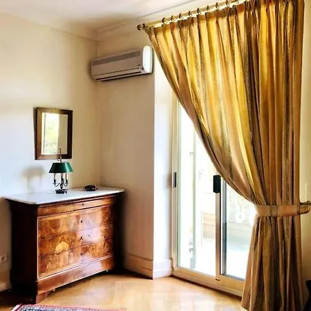 Luxury, Luminous Sea & Mountain Views Apartment *
