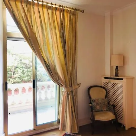 Luxury, Luminous Sea & Mountain Views Apartment Frejus